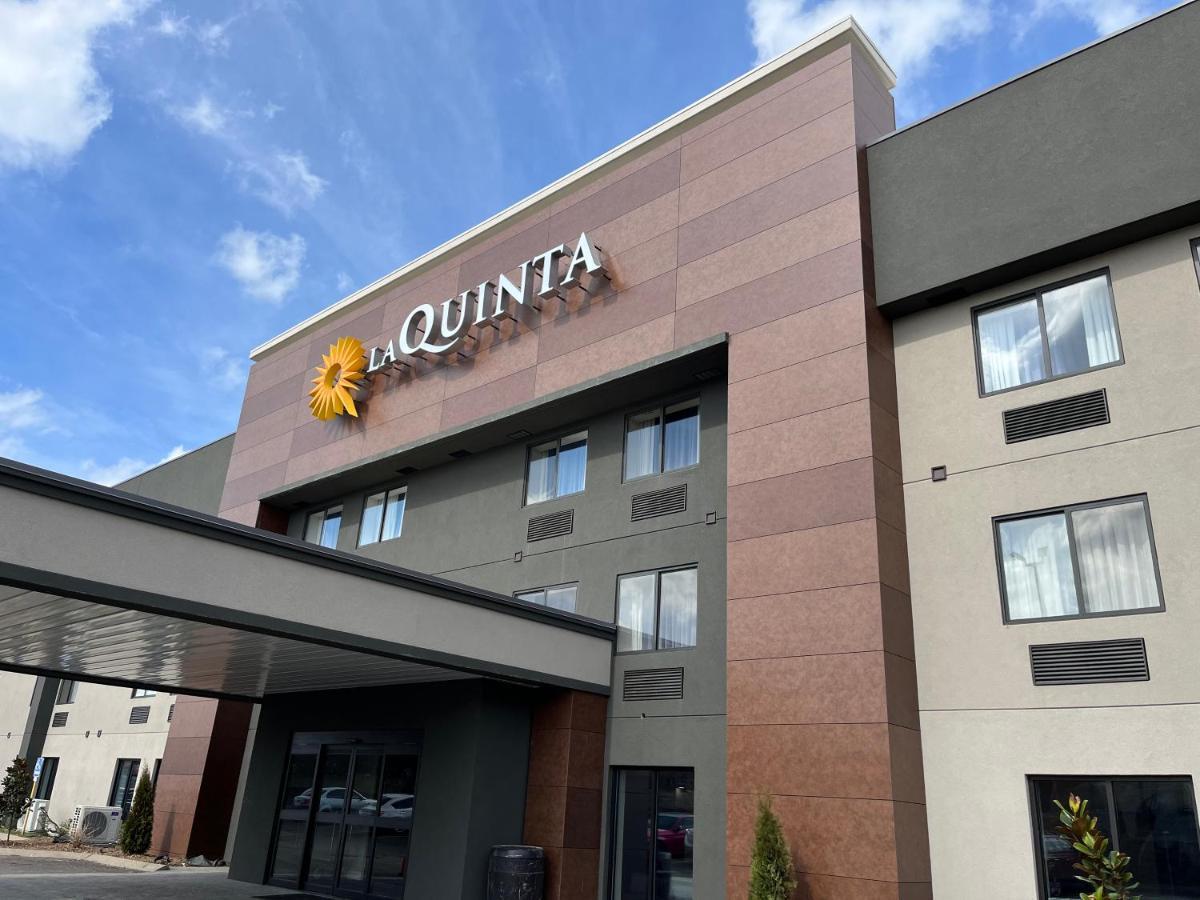 La Quinta By Wyndham Nashville Airport Bagian luar foto