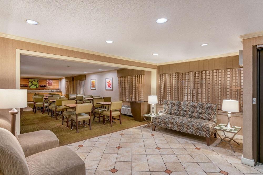 La Quinta By Wyndham Nashville Airport Bagian luar foto