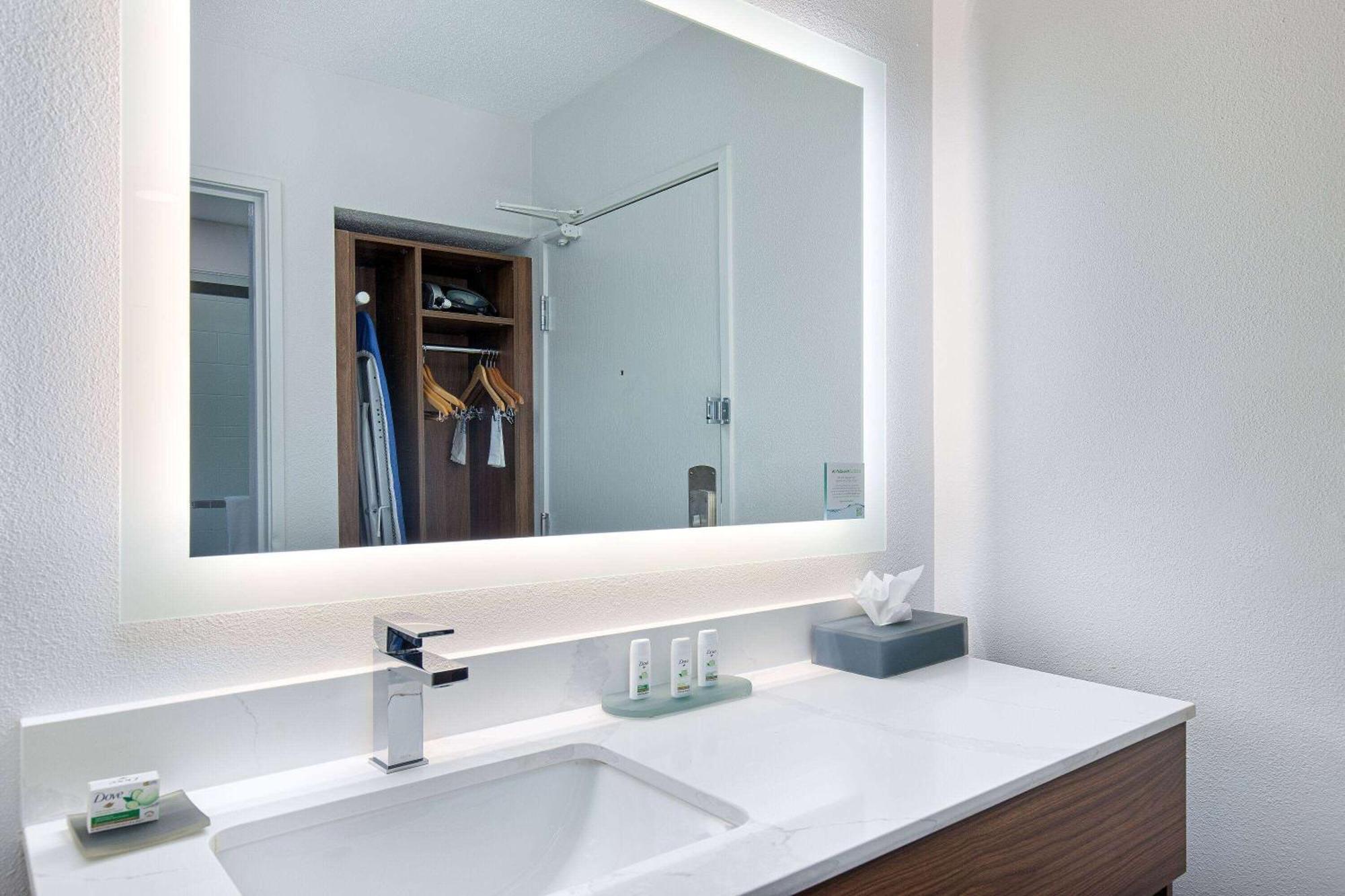La Quinta By Wyndham Nashville Airport Bagian luar foto